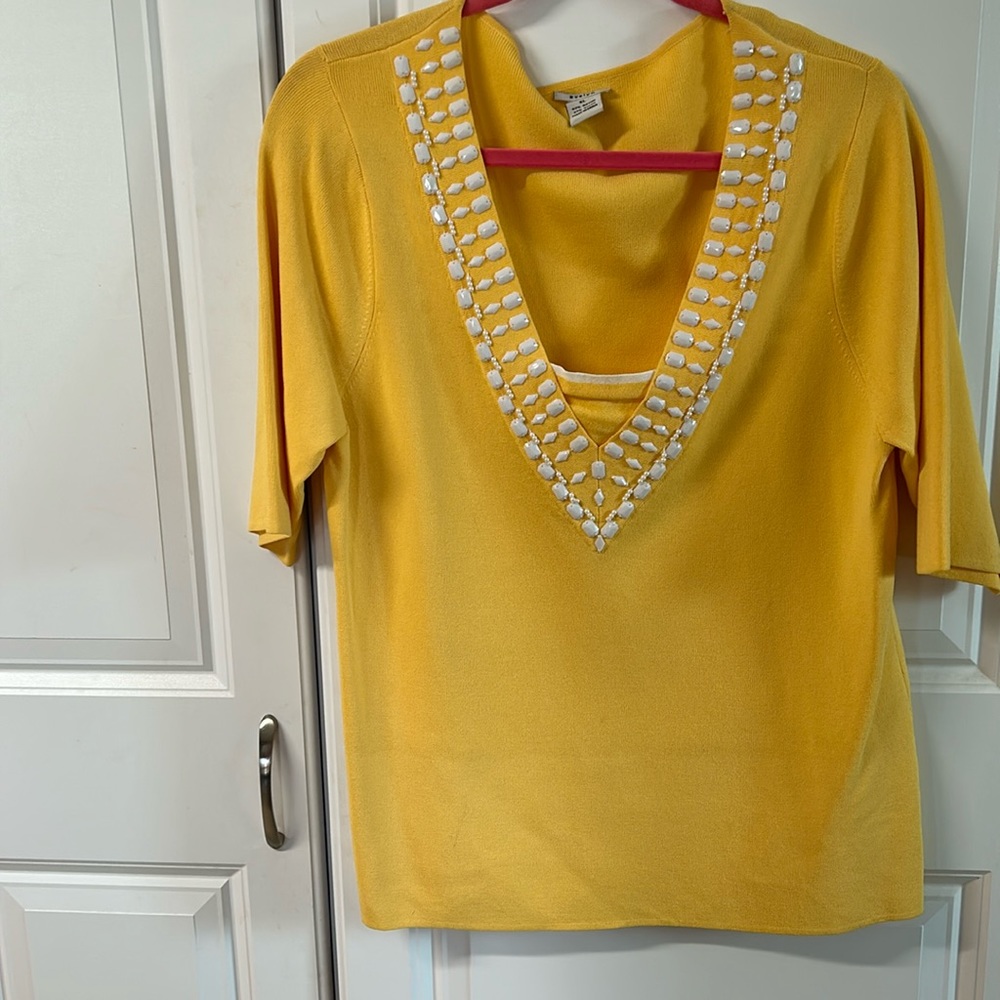 Bright yellow beaded ladies, sweater XL by Evelyn. This is a shorter sleeve. - Picture 1 of 6